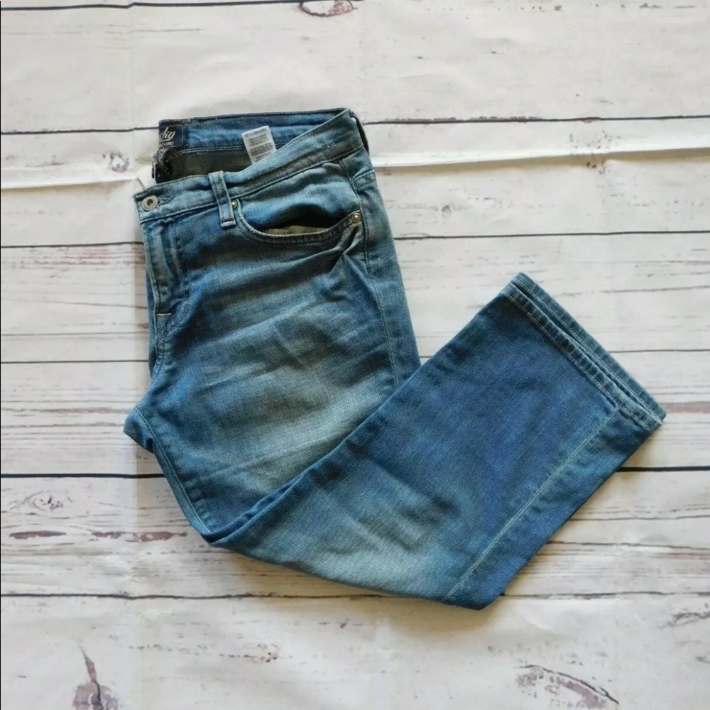 Lucky Brand medium wash cropped jeans - 6/28